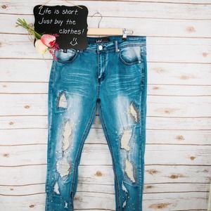 Switch Remarkable Mens Jeans Size 34 Slim Tapered Distressed Embroidered